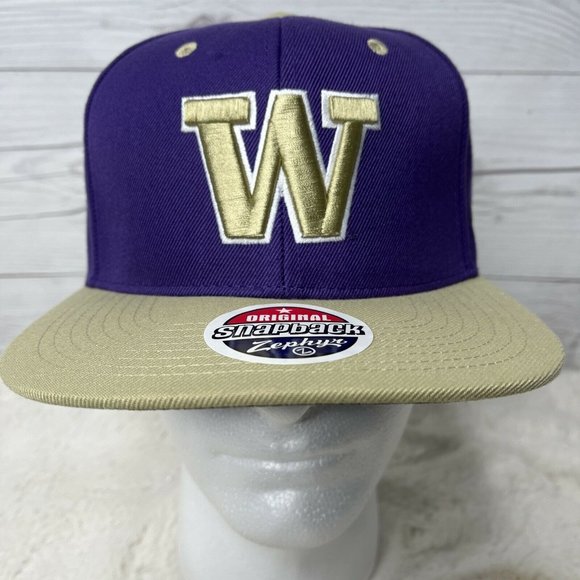 Washington Huskies Zephyr Z11 Adjustable Snapback Hat - Purple New NWT - Picture 1 of 8